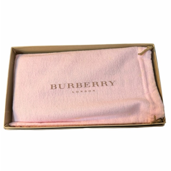 Burberry Candy Check Foldover Long Wallet (A229) - Picture 16 of 16